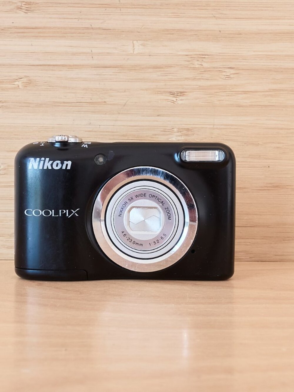 Nikon Coolpix A10 16MP Digital Camera 5x Optical Zoom Black Tested
